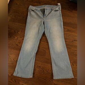 BNWT Old Navy Midrise boot cut jeans plus size